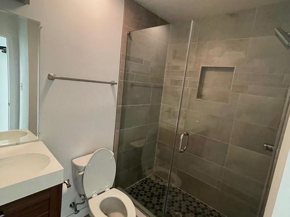 924 N 15TH Street, Philadelphia PA 19130