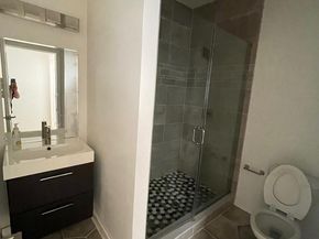 924 N 15TH Street, Philadelphia PA 19130