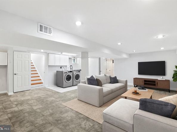 4600 Strathblane Place, Alexandria VA 22304