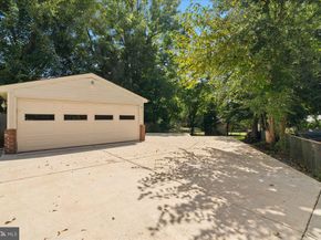 4600 Strathblane Place, Alexandria VA 22304