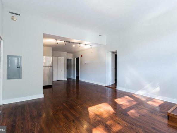 2619 South Street 5, Philadelphia PA 19146