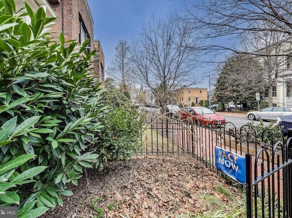 407 A Street NE, Washington DC 20002
