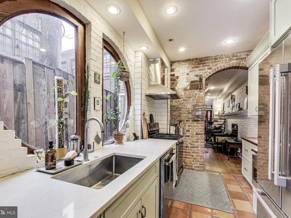 407 A Street NE, Washington DC 20002