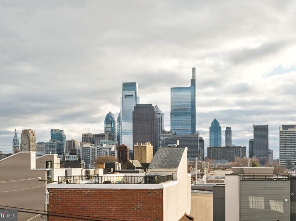 1919 Brown Street 2, Philadelphia PA 19130