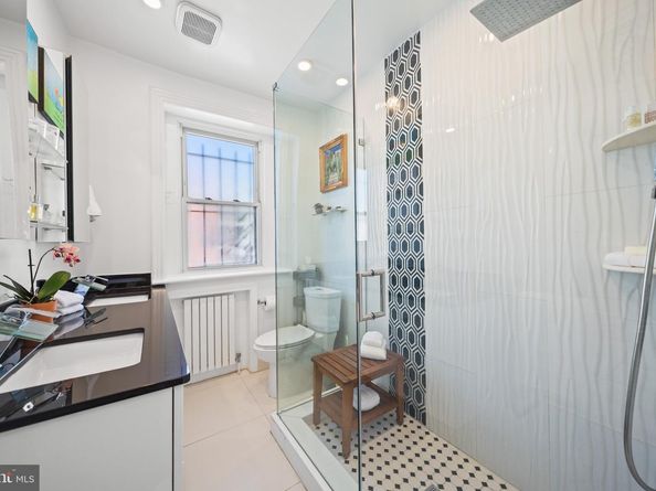 1823 Riggs Place NW 2, Washington DC 20009