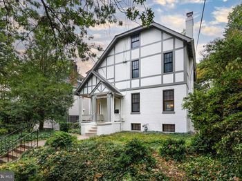 2602 36TH Place NW
