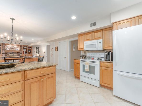 345 Ellis Road, Havertown PA 19083