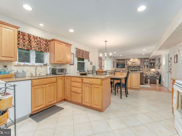 345 Ellis Road, Havertown PA 19083
