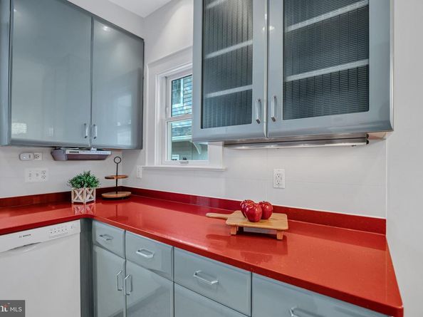 5120 Wilson Lane, Bethesda MD 20814