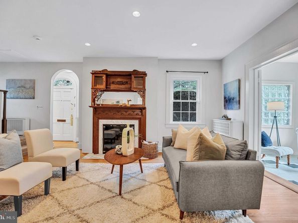 5120 Wilson Lane, Bethesda MD 20814