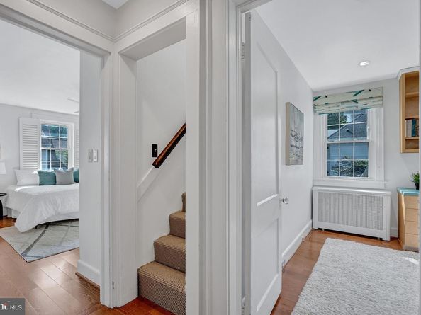 5120 Wilson Lane, Bethesda MD 20814