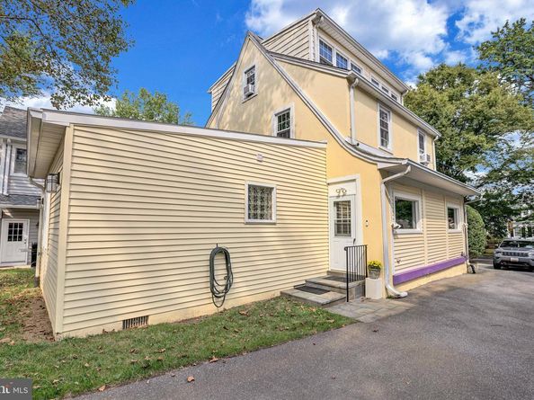5120 Wilson Lane, Bethesda MD 20814