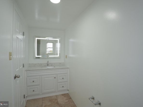 2306 S Woodstock Street, Philadelphia PA 19145