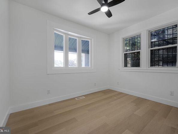 2712 S Dakota Avenue NE, Washington DC 20018