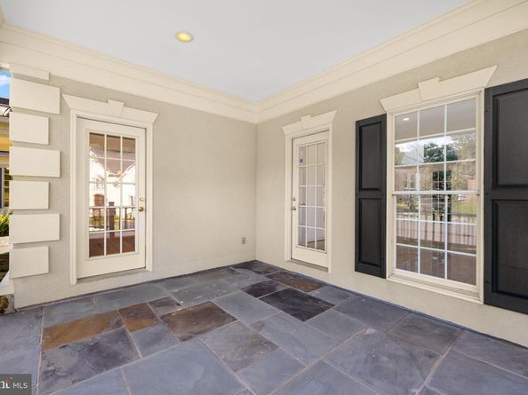 9434 Vernon Drive, Great Falls VA 22066