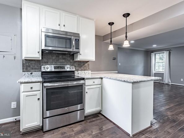 1413 E Abingdon Drive 1, Alexandria VA 22314