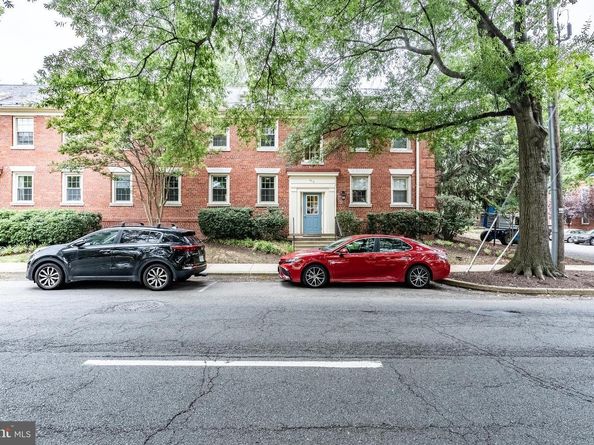 1413 E Abingdon Drive 1, Alexandria VA 22314