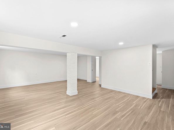 1805 S Pollard Street, Arlington VA 22204