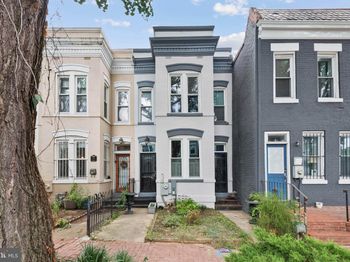117 Thomas Street NW