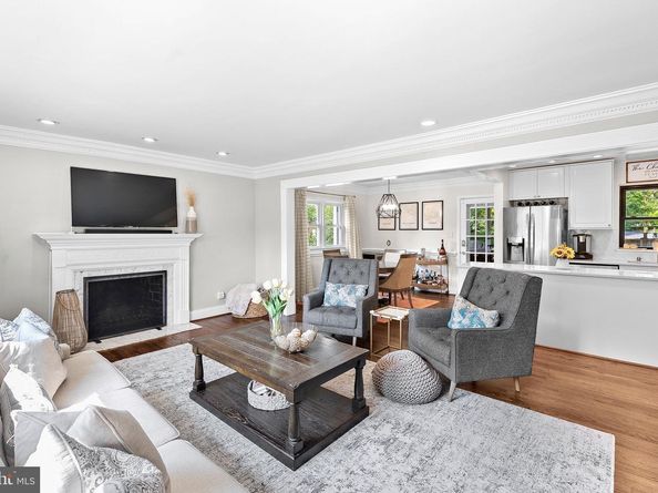 3212 Patrick Henry Drive, Falls Church VA 22044