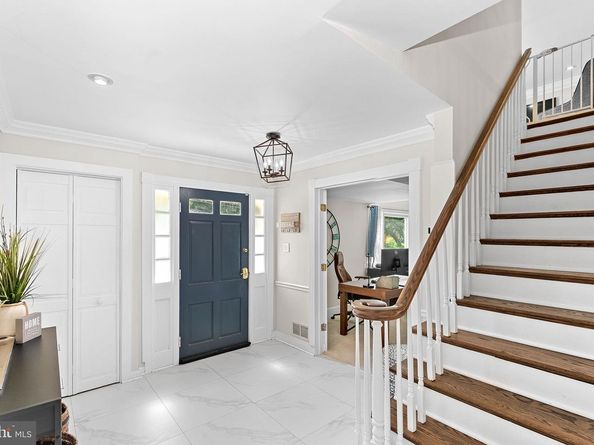 3212 Patrick Henry Drive, Falls Church VA 22044
