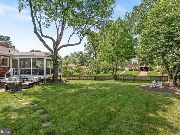 3212 Patrick Henry Drive, Falls Church VA 22044