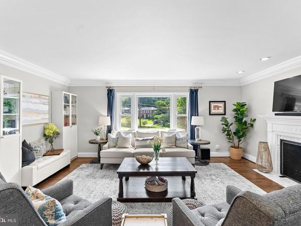 3212 Patrick Henry Drive, Falls Church VA 22044
