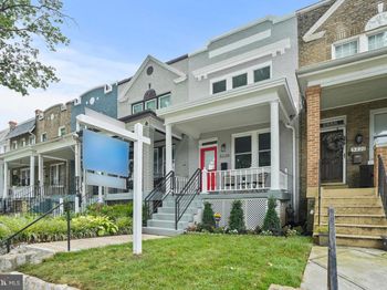 5220 5TH Street NW