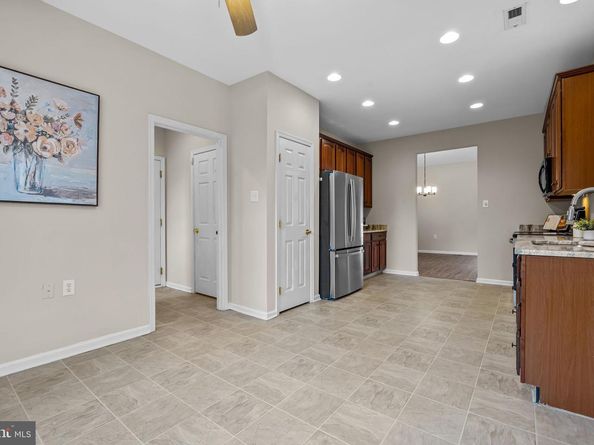 9 Blue Flax Lane, Langhorne PA 19047