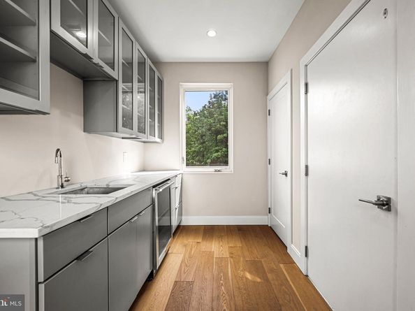 4594 Silverwood Street, Philadelphia PA 19127