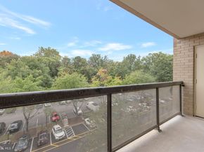 205 Yoakum Parkway 516, Alexandria VA 22304