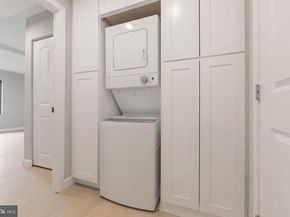 205 Yoakum Parkway 516, Alexandria VA 22304