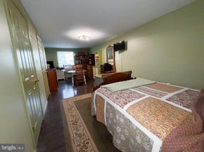 229 Applegate Drive, Sterling VA 20164