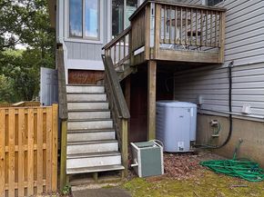 229 Applegate Drive, Sterling VA 20164