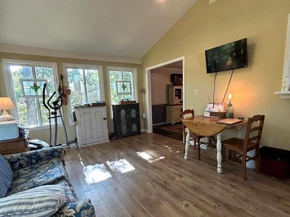229 Applegate Drive, Sterling VA 20164