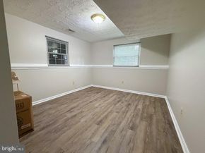 229 Applegate Drive, Sterling VA 20164
