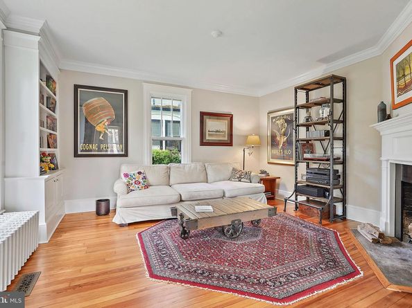 1503 Russell Road, Alexandria VA 22301