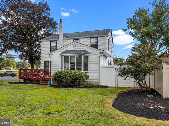 1605 Old Lincoln Highway, Langhorne PA 19047