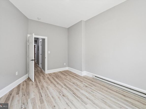 1525 Morris Street, Philadelphia PA 19145