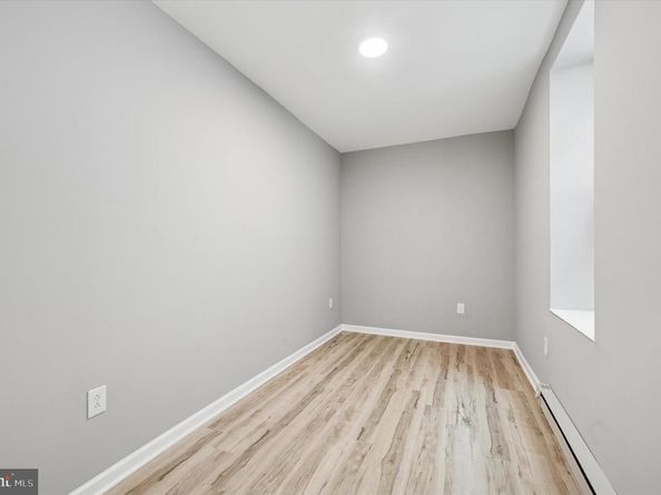 1525 Morris Street, Philadelphia PA 19145