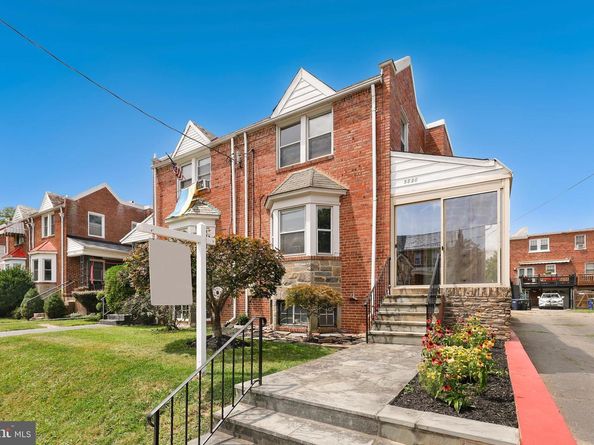 5820 3rd Place NW, Washington DC 20011
