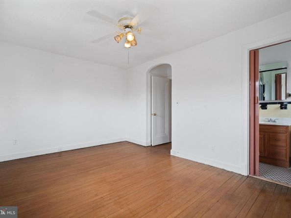 5820 3rd Place NW, Washington DC 20011