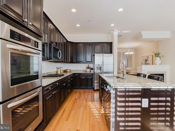 1855 Potomac Greens Drive, Alexandria VA 22314