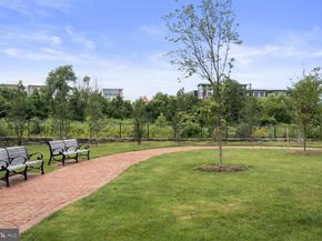 1855 Potomac Greens Drive, Alexandria VA 22314