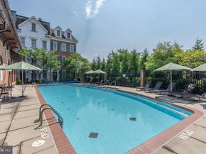 1855 Potomac Greens Drive, Alexandria VA 22314