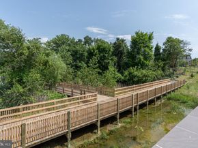 1855 Potomac Greens Drive, Alexandria VA 22314