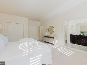 1855 Potomac Greens Drive, Alexandria VA 22314