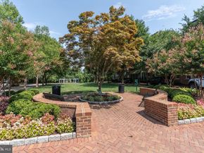 1855 Potomac Greens Drive, Alexandria VA 22314