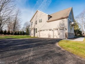 3865 Burnt House Hill Road, Doylestown PA 18902