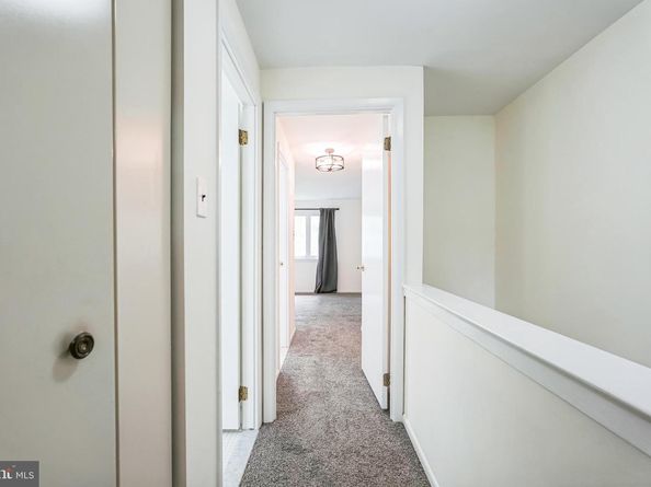 991 Putnam Boulevard 79, Wallingford PA 19086